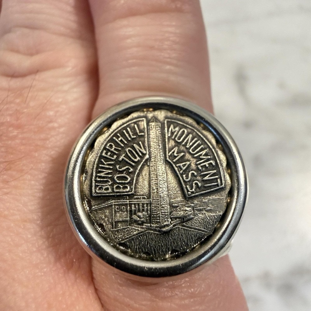 Vintage Souvenir BUNKER HILL Massachusetts Token Adjustable Ring Signet MCM